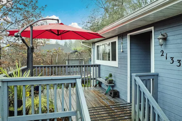 Port Moody, BC V3H 2H9,2133 Hope ST