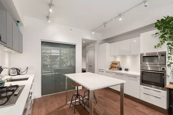 Vancouver, BC V5T 0E3,108 E 1st AVE #227