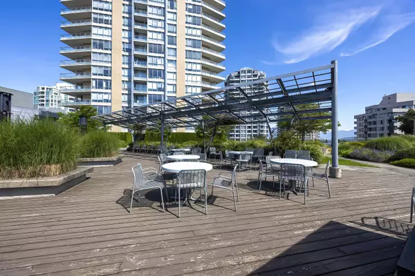 Burnaby, BC V5H 0A2,4808 Hazel ST #709