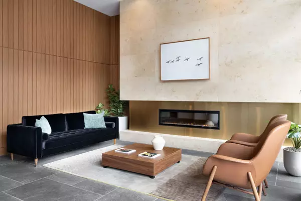 West Vancouver, BC V7W 2B2,6691 Nelson AVE #202