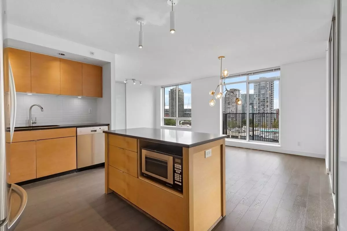 Vancouver, BC V6B 1G3,1055 Homer ST #904