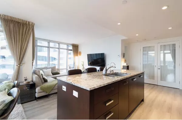 Vancouver, BC V6E 0B1,1028 Barclay #2602