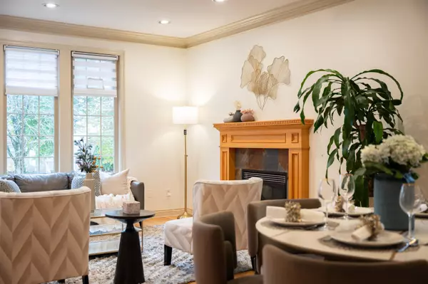 Vancouver, BC V6P 4P2,7949 Montcalm ST