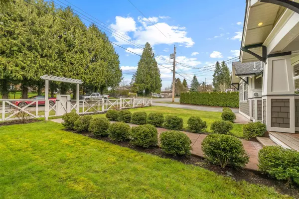 Langley, BC V3A 3C2,20492 43 AVE