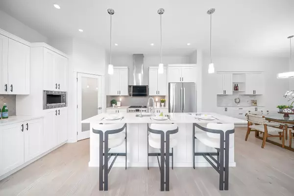 Surrey, BC V3Z 0V7,2118 165 ST