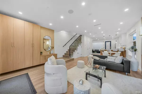 Vancouver, BC V5M 1H3,2705 East 3rd AVE #2