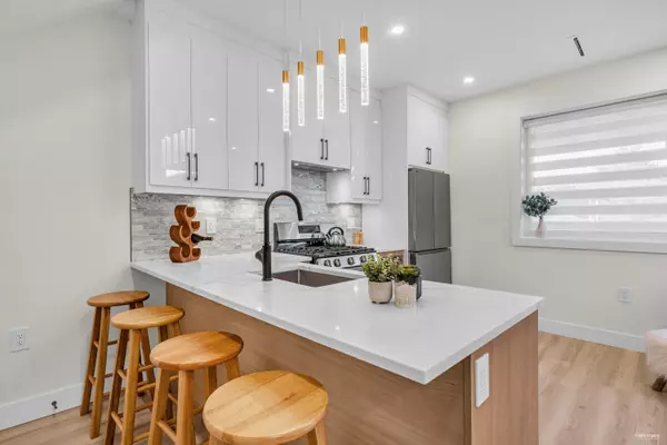 Vancouver, BC V5M 1H3,2703 East 3rd AVE #2