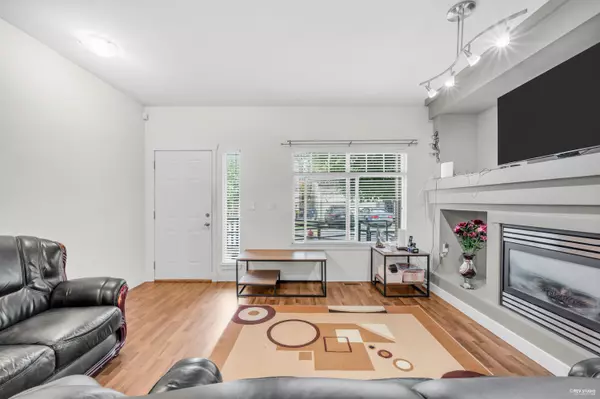 Surrey, BC V3S 3X9,6195 168 ST #35