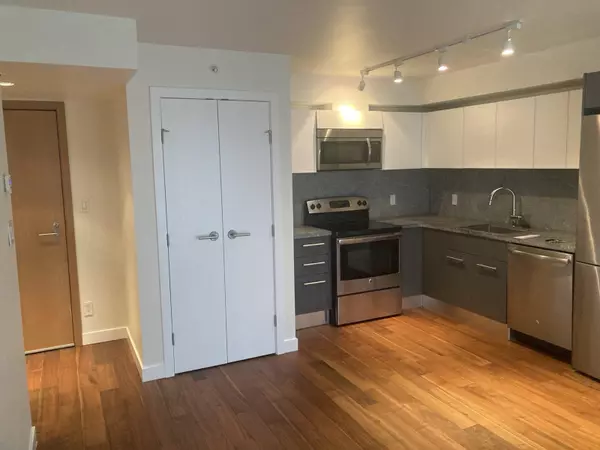 Vancouver, BC V6A 0E3,188 Keefer ST #917