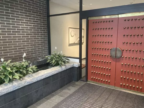 Vancouver, BC V6A 0E3,188 Keefer ST #917