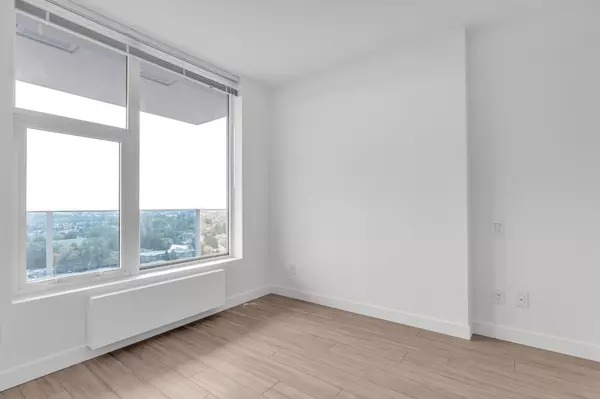 Surrey, BC V3T 0P7,13615 Fraser HWY #2702