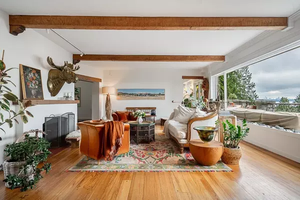 West Vancouver, BC,Address not disclosed