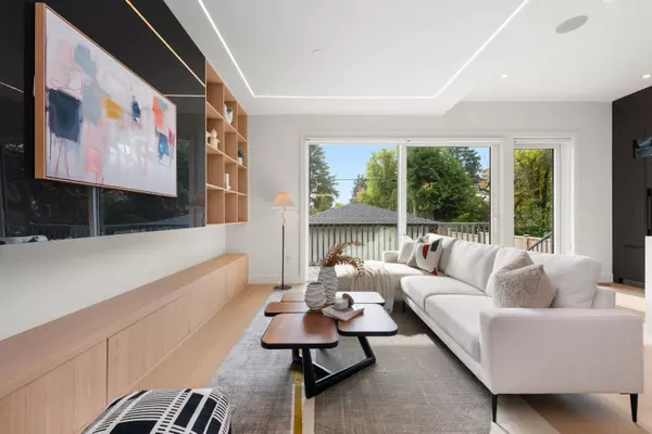 Vancouver, BC V6N 2X6,3232 W 38th AVE #2