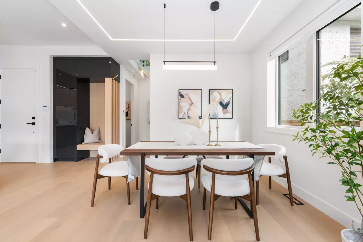 Vancouver, BC V6N 2X6,3232 W 38th AVE #2