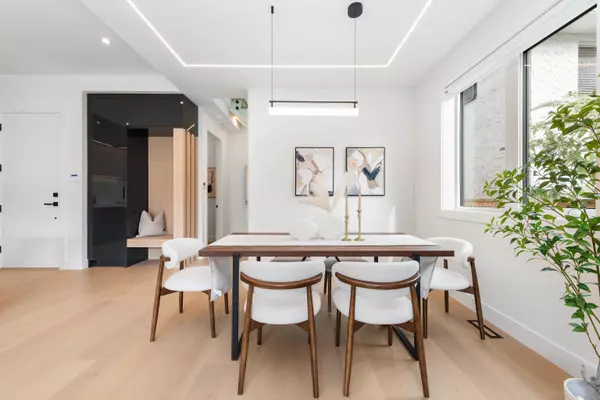 3232 W 38th AVE #2, Vancouver, BC V6N 2X6