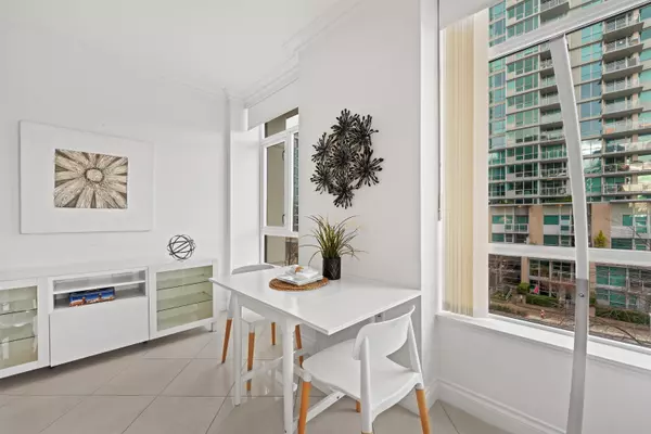 North Vancouver, BC V7L 0B5,172 Victory Ship WAY #502