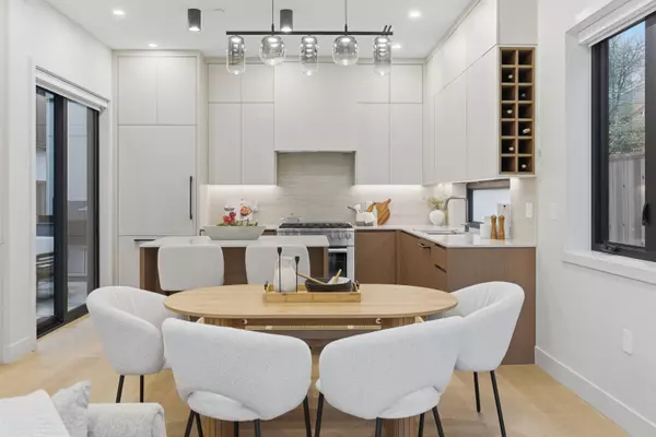 Vancouver, BC V6K 2P4,2635 W 12th AVE #1