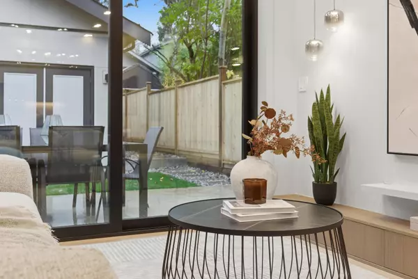 Vancouver, BC V6K 2P4,2635 W 12th AVE #2