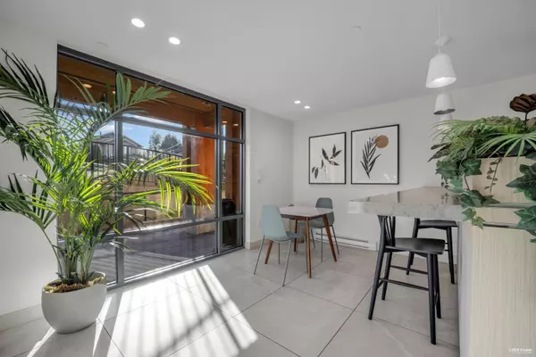 Coquitlam, BC V3J 0L4,721 Anskar CT #605