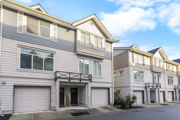 Surrey, BC V3R 7C6,15399 Guildford DR #80