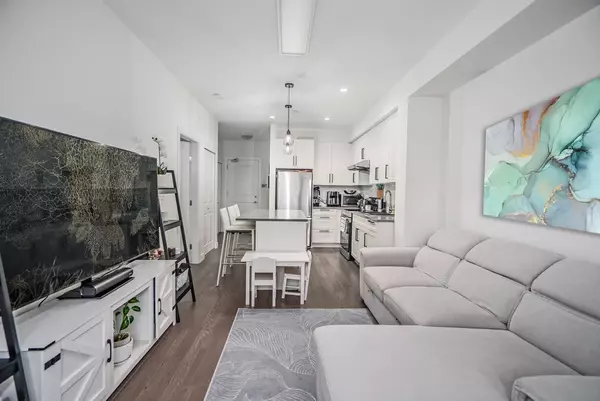 Delta, BC V4C 0E6,8360 Delsom WAY #213