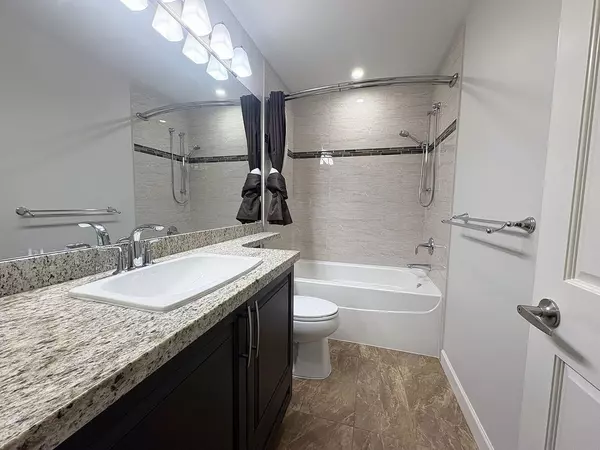 Langley, BC V2Y 0Y1,8218 207a ST #213B