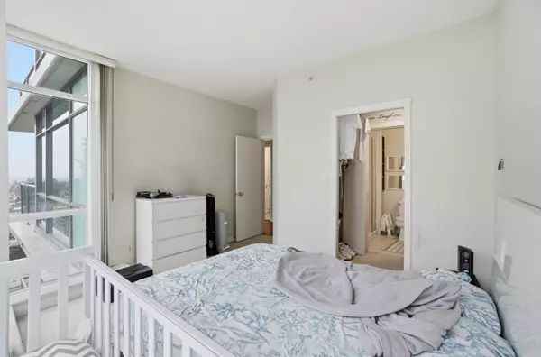 Surrey, BC V3T 0C9,13399 104 Avenue #2106