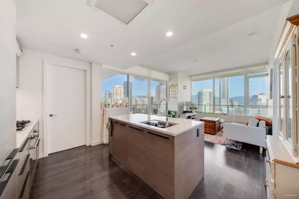 Burnaby, BC V5H 0H8,6383 Mckay AVE #1308