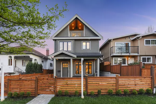 1322 E 13th AVE #1, Vancouver, BC V5N 2B6