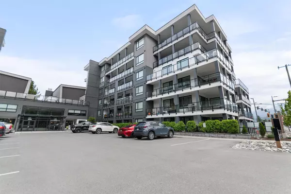 Chilliwack, BC V2R 6K3,45745 Watson RD #208