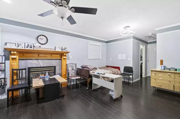 New Westminster, BC V3M 2W3,1405 Edinburgh ST