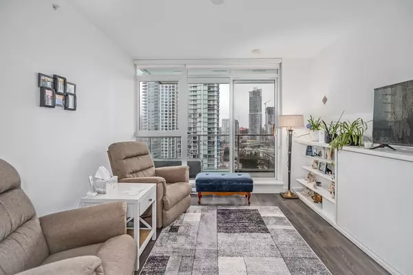 Coquitlam, BC V3J 0J6,657 Whiting WAY #1801