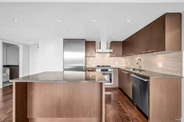 Richmond, BC V6X 0J2,7117 Elmbridge WAY #1505