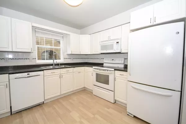 Delta, BC V4M 4E7,5556 14 AVE #206