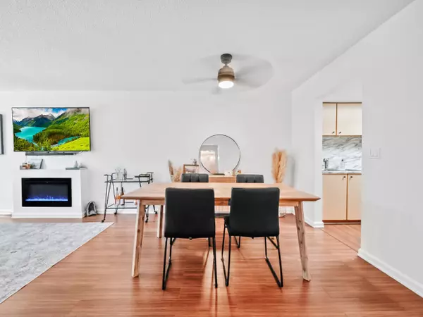 White Rock, BC V4B 4A1,1341 George ST #111