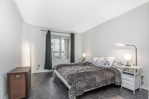 Coquitlam, BC V3B 7N3,2975 Princess CRES #206