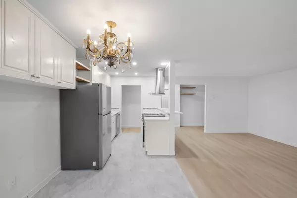 North Vancouver, BC V7N 2J7,555 W 28th ST #609