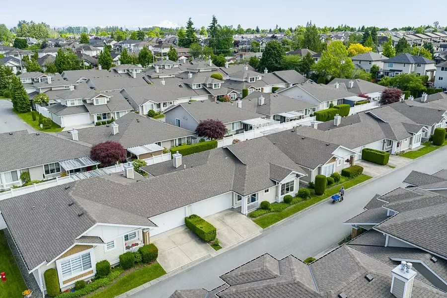 6885 184 ST #23, Surrey, BC V3S 9G1