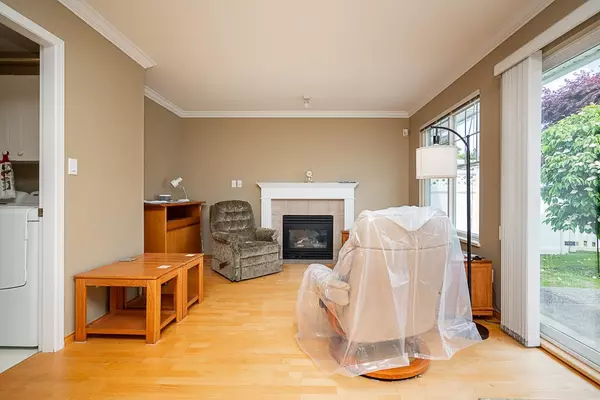 Surrey, BC V3S 9G1,6885 184 ST #23