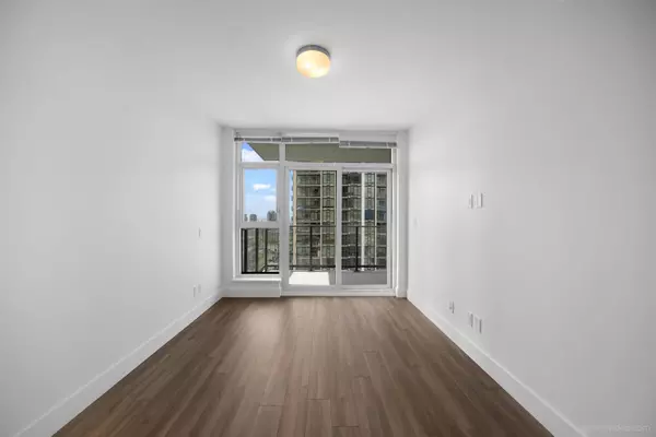 Burnaby, BC V3N 0H2,7303 Noble LN #1501