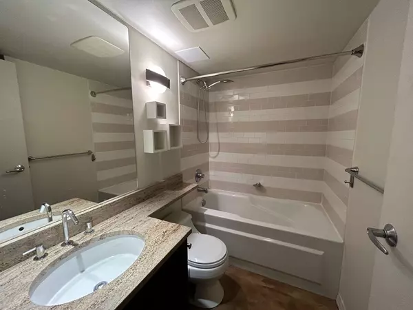 Vancouver, BC V6B 6M6,1238 Richards ST #501