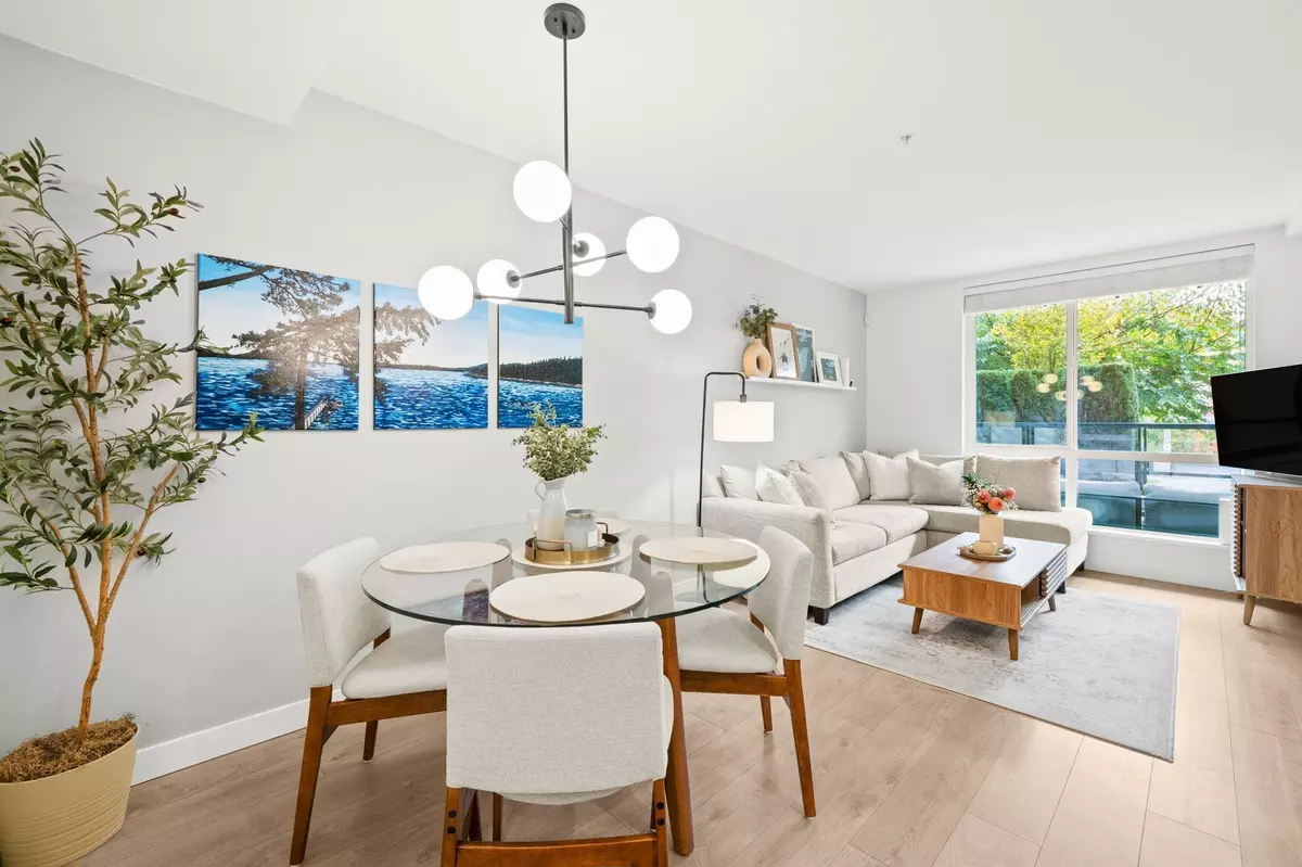 North Vancouver, BC V7L 0H1,108 E 8th ST #TH8