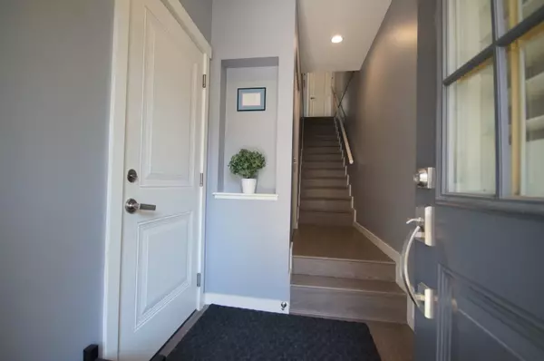 Coquitlam, BC V3E 0M1,3470 Highland DR #16