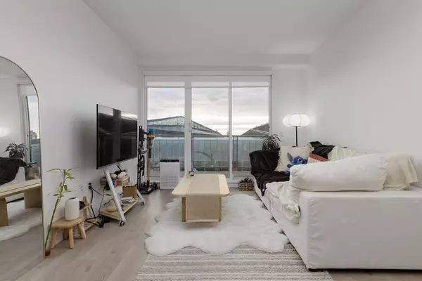 Burnaby, BC V3N 0J3,7788 18th ST #301