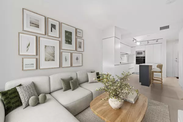 Vancouver, BC V5T 0K4,180 E 2nd AVE #604