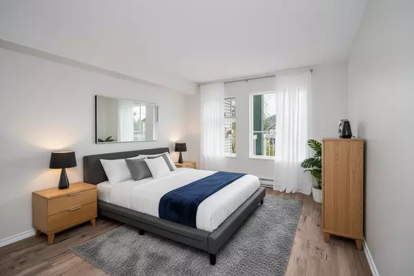 Surrey, BC V3T 5T2,10668 138 ST #A210