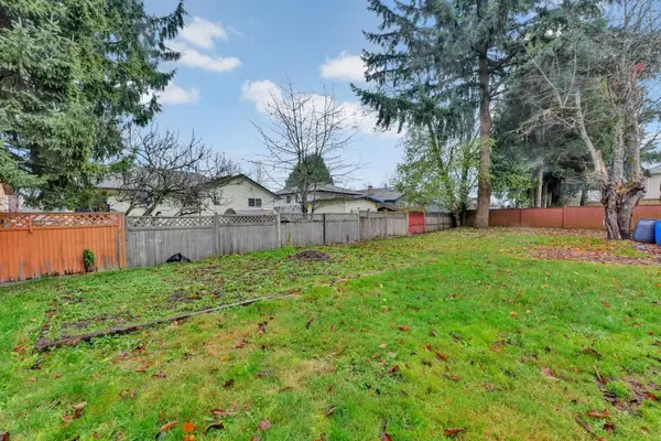 Surrey, BC V3W 3X6,7910 124 ST