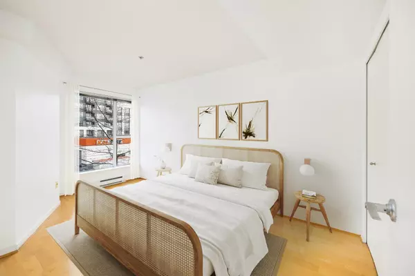 Vancouver, BC V6K 4V1,2768 Cranberry DR #310