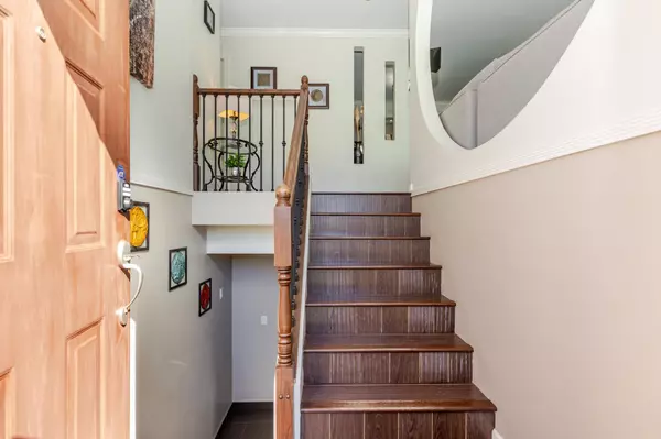 Delta, BC V4C 7S3,8868 Brooke RD