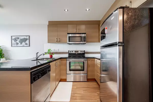 Pitt Meadows, BC V3Y 0C8,12069 Harris RD #906